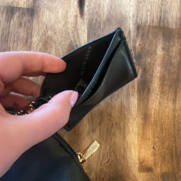 Sold on different site-do not buy:) - Picture 5 of 10